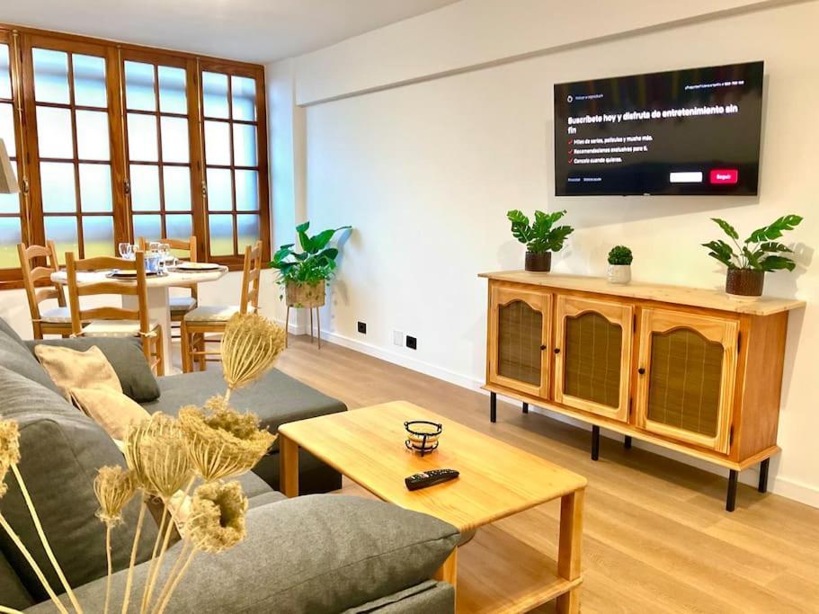 Tranquilo Apartamento Con Parking Gratis Vigilado 24H Vigo Kültér fotó