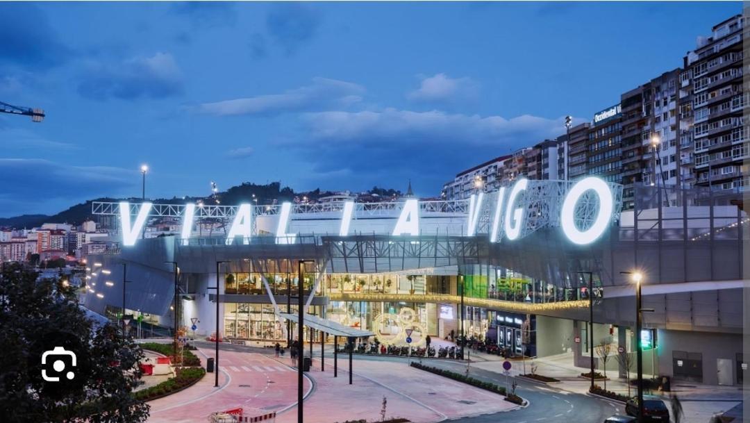 Tranquilo Apartamento Con Parking Gratis Vigilado 24H Vigo Kültér fotó